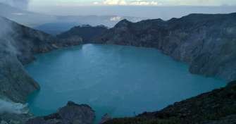 Bali to Ijen tour package,– end in Banyuwangi 2D Bali to Ijen tour package,– end in Banyuwangi, East Java 2D Travel from Bali to Banyuwangi, East Java for doing Ijen crater tour with seeing blue fire tours Ijen - and end in Banyuwangi within 2 days 1 night trip package Ijen to Bromo Tour