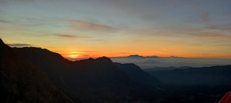 Borobudur and Prambanan temple to Jomblang cave,- then to Bromo sunrise tour 4D Yogya tours, Borobudur & Prambanan Temple tours, Jomblang Cave adventure tours, Bromo tours to Surab 4 days Java overland tour pacakge from Yogyakarta Borobudur and Prambanan temple to Jomblang cave,- then to Bromo tour for 4 days 3 nights holiday trip package Ijen to Bromo Tour