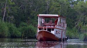 Extra activities for Borneo Orangutan tour with AC-houseboat Extra activities for Borneo Orangutan tour with AC-houseboat Ijen to Bromo Tour