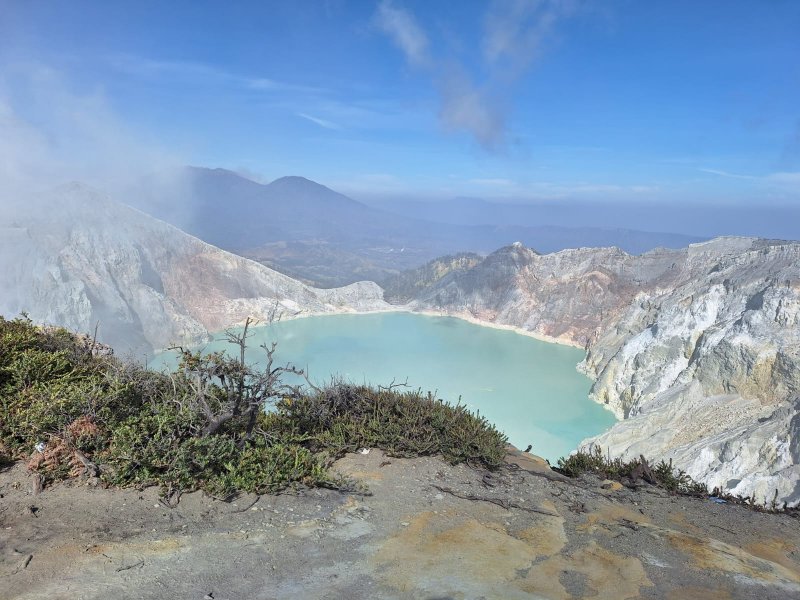 Group trip package departure from Banyuwangi to Ijen crater tour Group trip package departure from Banyuwangi to Ijen crater tour Group departure services OR a shared trip from Banyuwangi to Ijen crater tour within 1 night 1 day holiday travel in Ijen crater, Banyuwangi - East Java Ijen to Bromo Tour