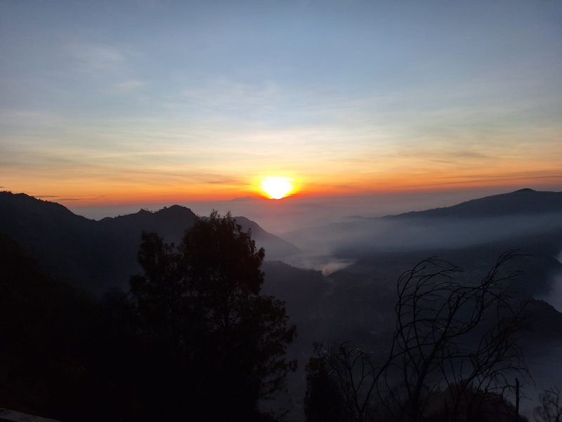 Mt. Bromo, Kalibaru plantation and Ijen crater tours from Malang or Surabaya, then to Bali 4D Mt. Bromo, Kalibaru plantation and Ijen crater tours from Malang or Surabaya, then to Bali 4D Mt. Bromo, Kalibaru plantation and Ijen crater tours from Malang or Surabaya, then to Bali for 4 days - 3 nights holiday travel in East Java - Indonesia Ijen to Bromo Tour